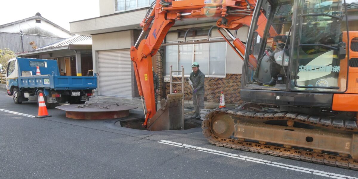 進む公共下水道工事